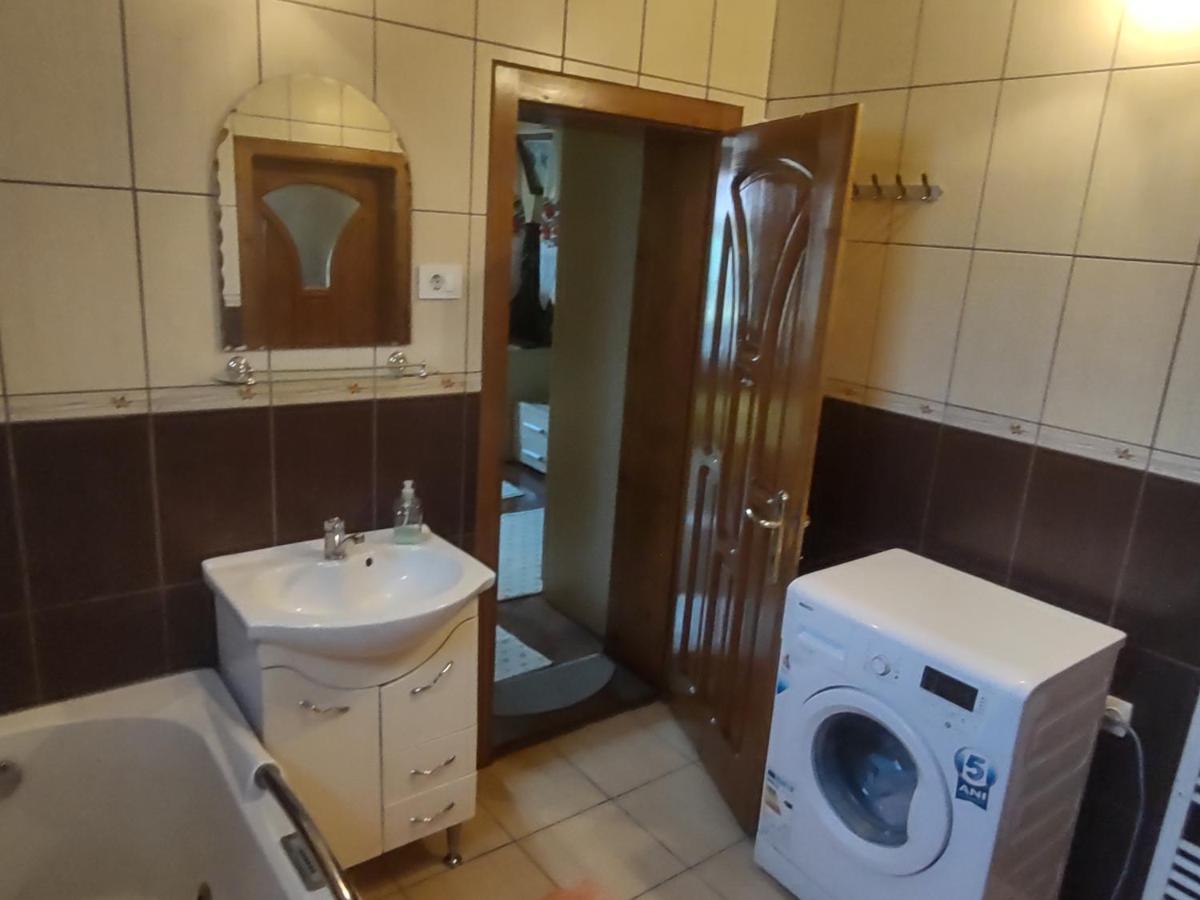 Pensiunea Ghita Vasile Vadu Izei Esterno foto